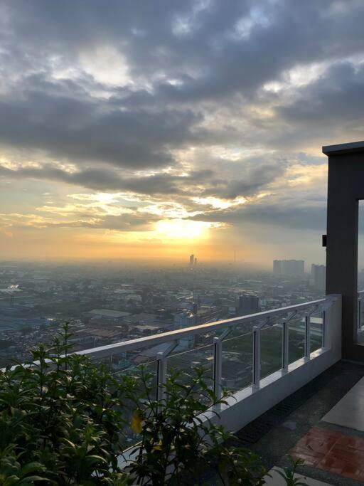 The Celandine By Dmci Homes Caloocan Luaran gambar